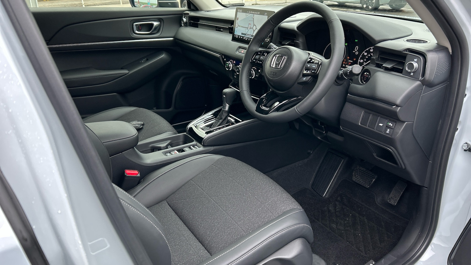 Used Honda HR-V 2025 for sale - 77151053: Photo 35