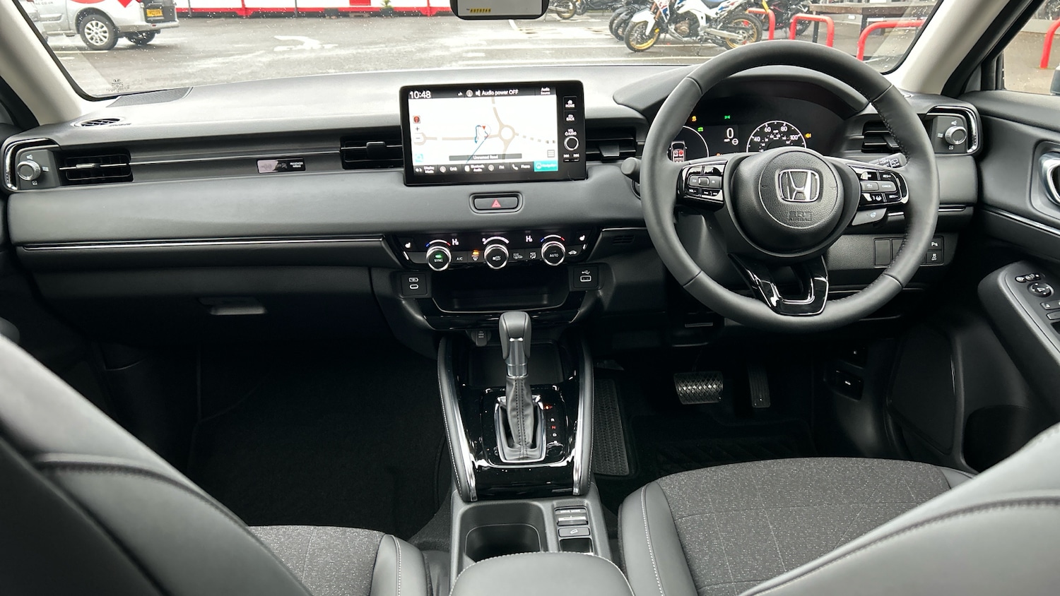 Used Honda HR-V 2025 for sale - 77151053: Photo 4