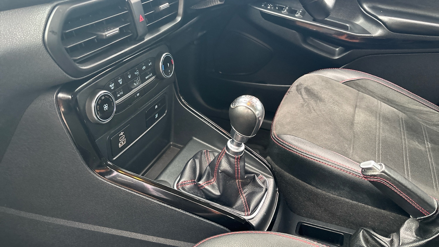 Used Ford Ecosport 2022 for sale - 76779228: Photo 13