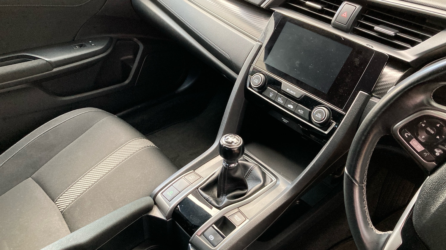 Used Honda Civic 2019 for sale - 76480212: Photo 14