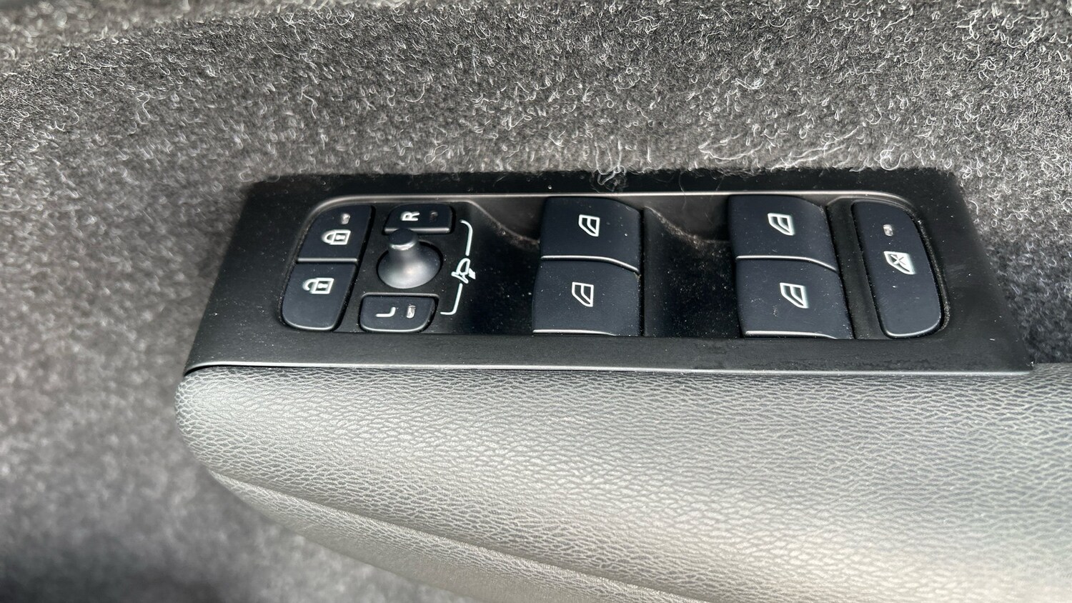 Vehicle 34