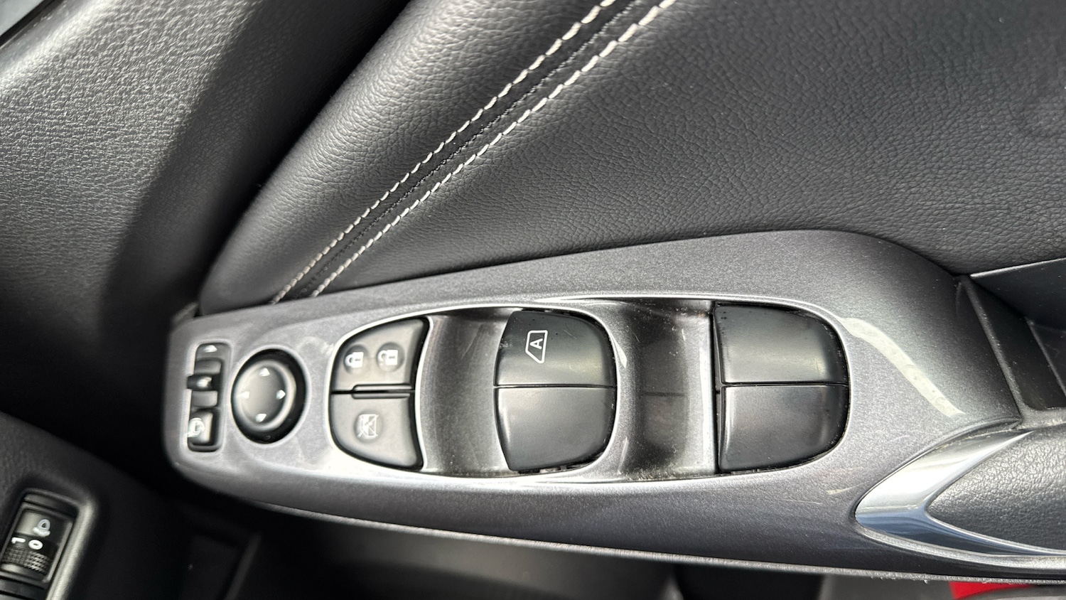 Used Nissan Juke 2023 for sale - 76603288: Photo 26