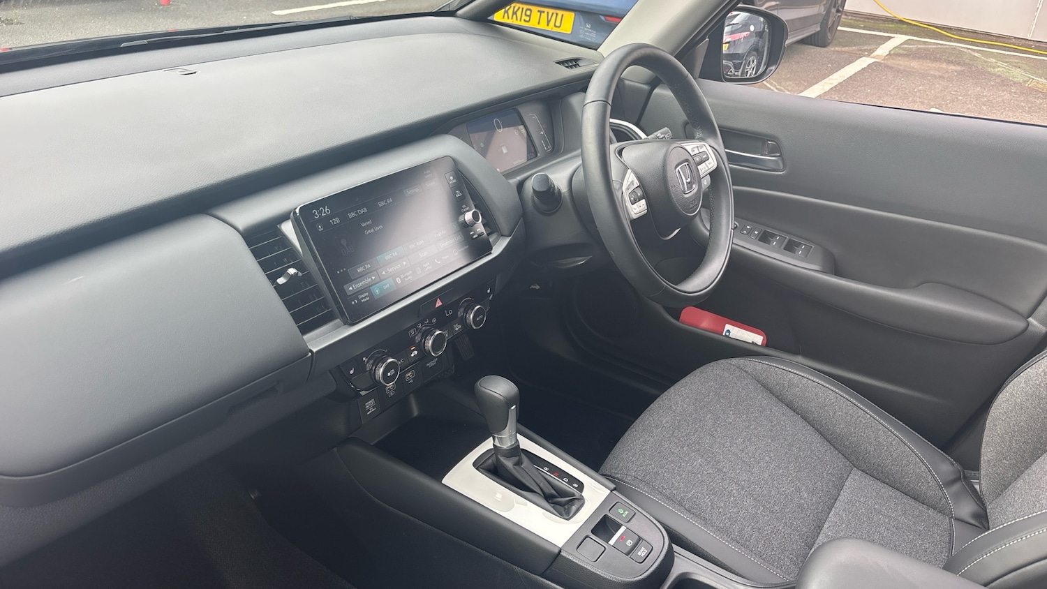 Used Honda Jazz 2024 for sale - 76164409: Photo 2