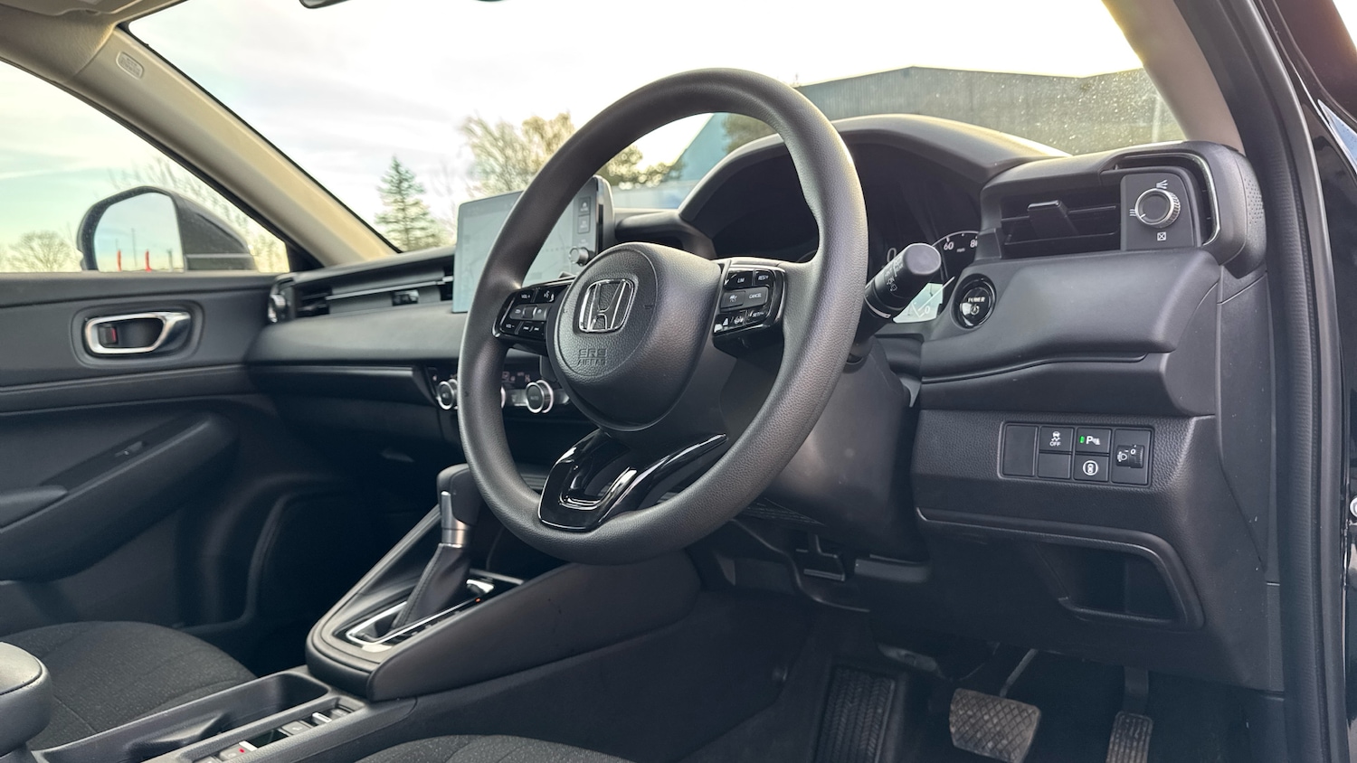 Used Honda HR-V 2024 for sale - 76719188: Photo 30