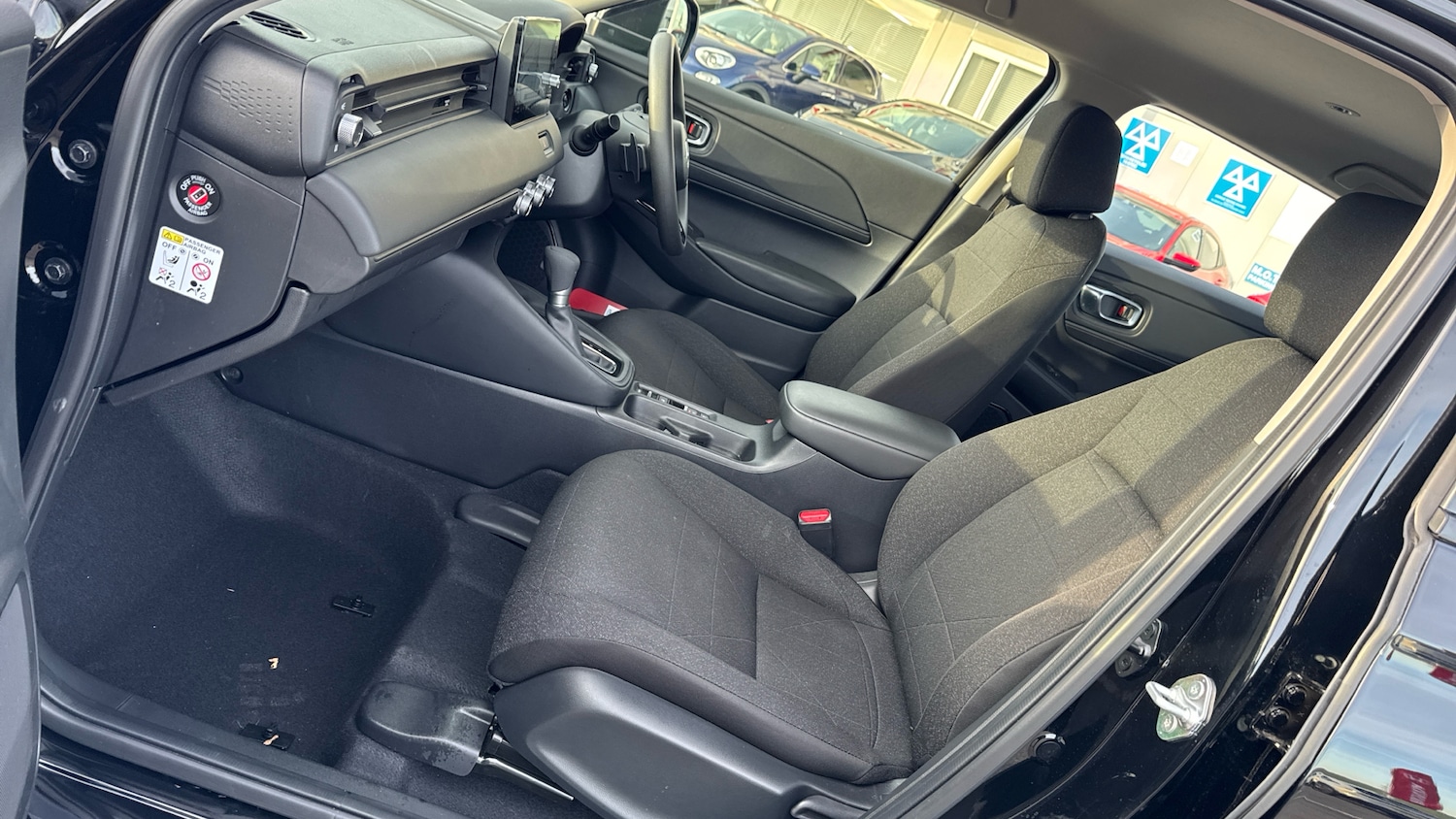 Used Honda HR-V 2024 for sale - 76719188: Photo 43