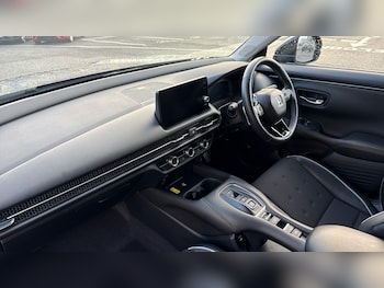 Used Honda ZR-V 2024 for sale - 76877760: Photo