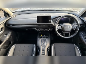 Used Honda ZR-V 2024 for sale - 76877760: Photo