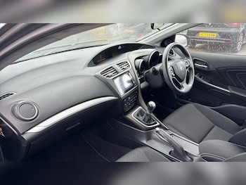 Used Honda Civic 2017 for sale - 77432539: Photo