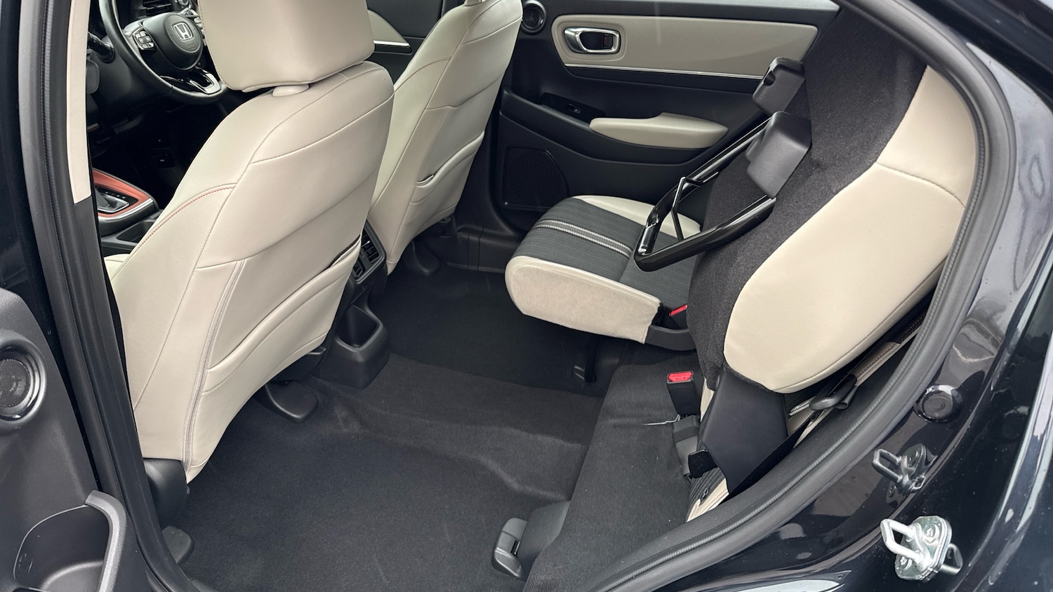 Used Honda HR-V 2023 for sale - 76957010: Photo 20