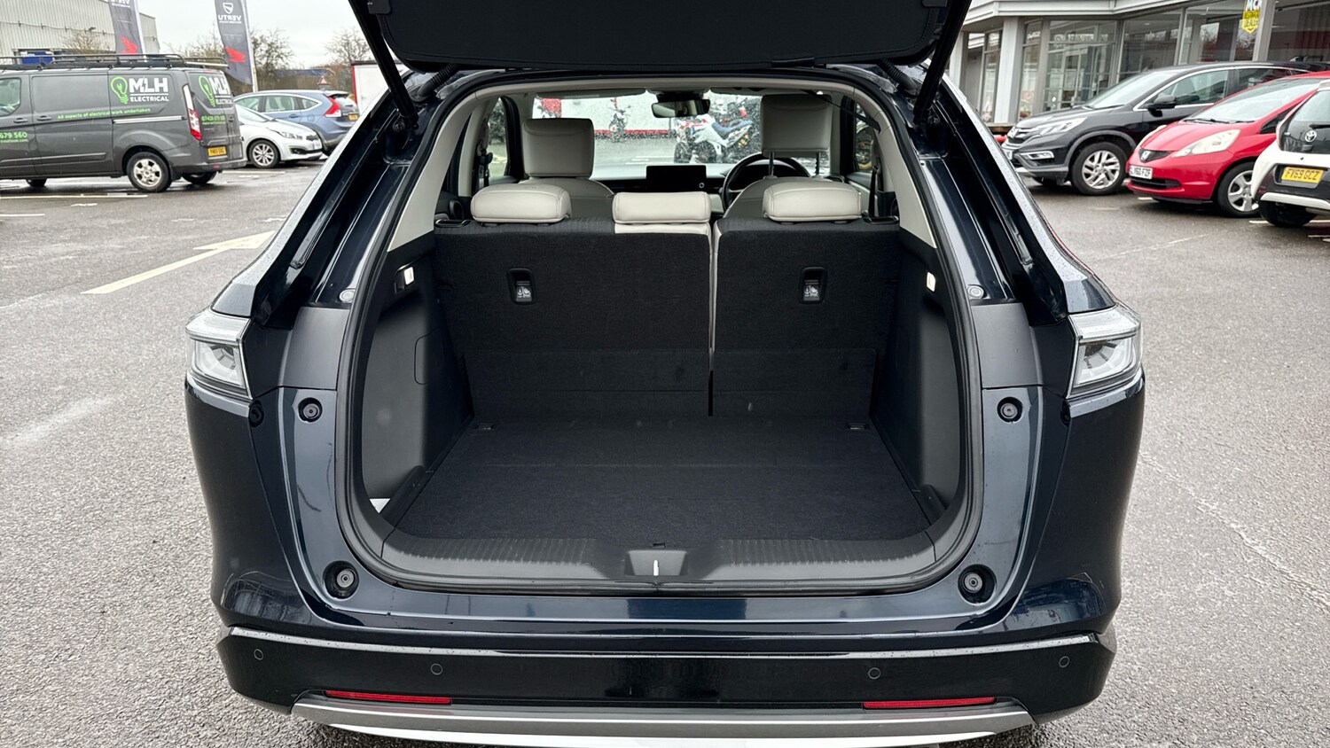 Used Honda HR-V 2023 for sale - 76957010: Photo 25