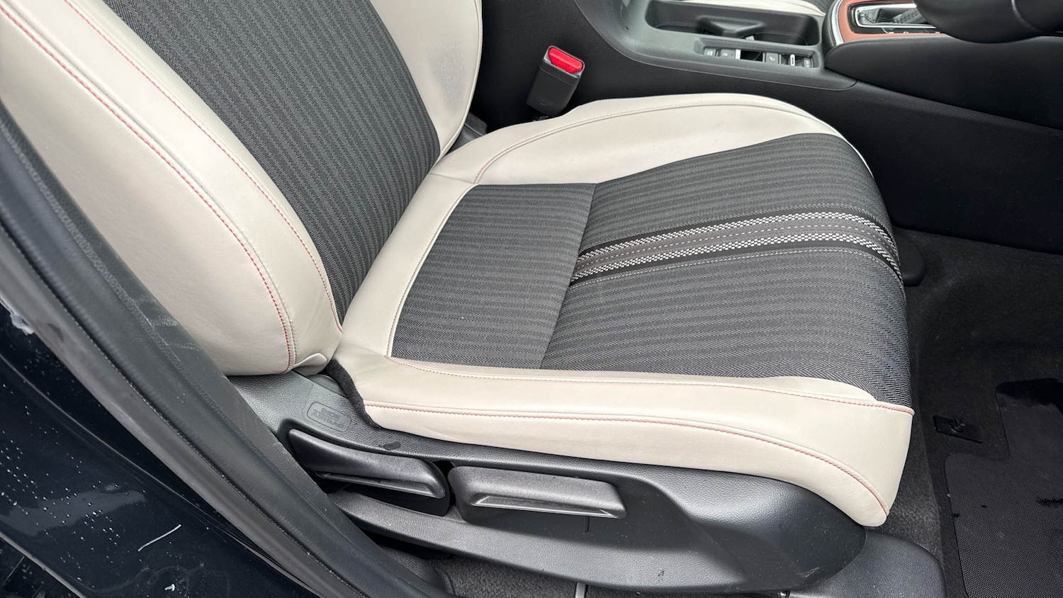 Used Honda HR-V 2023 for sale - 76957010: Photo 33