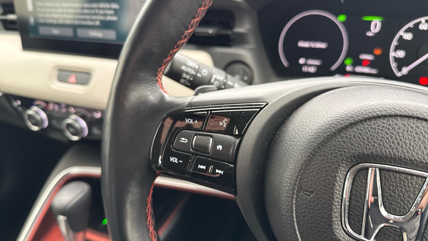 Used Honda HR-V 2023 for sale - 76957010: Photo 34