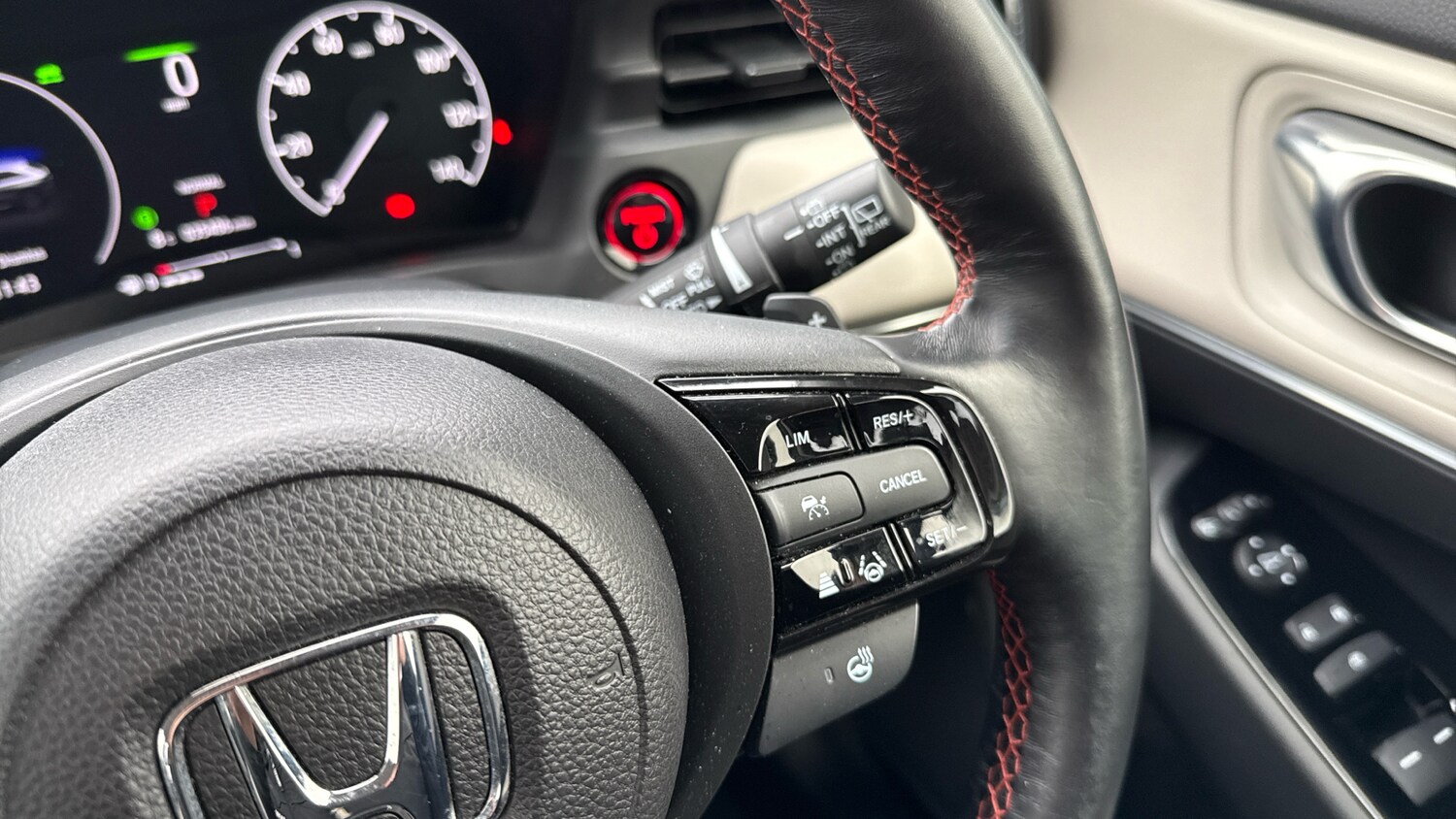 Used Honda HR-V 2023 for sale - 76957010: Photo 35