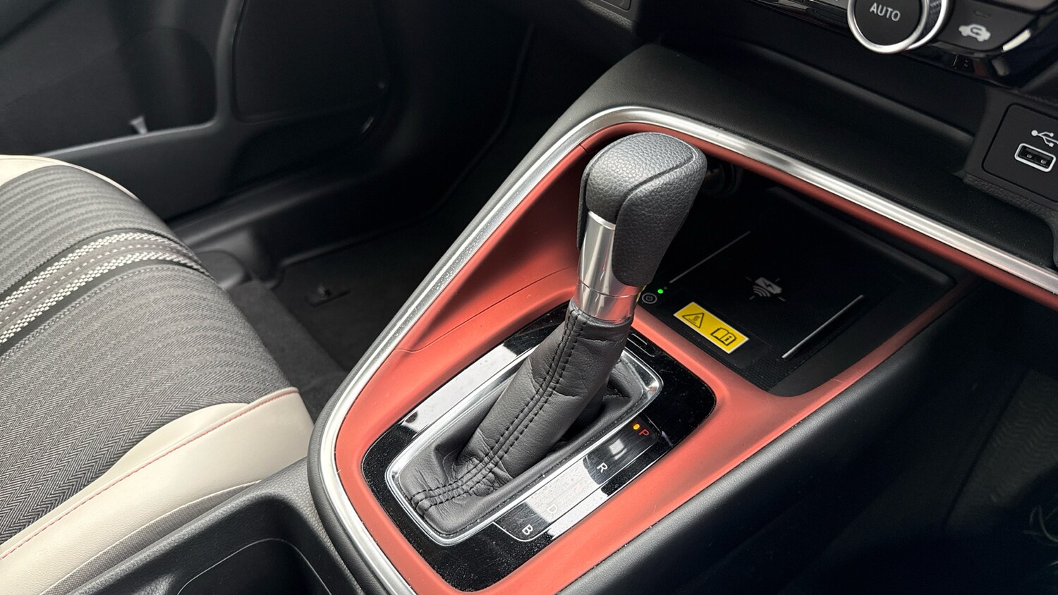 Used Honda HR-V 2023 for sale - 76957010: Photo 43