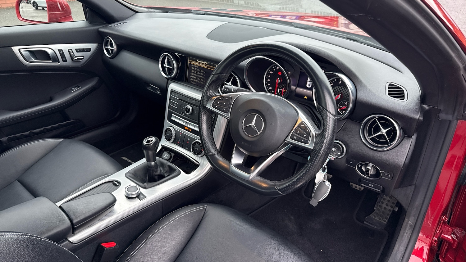 Used Mercedes-Benz SLC 2018 for sale - 77225673: Photo 11
