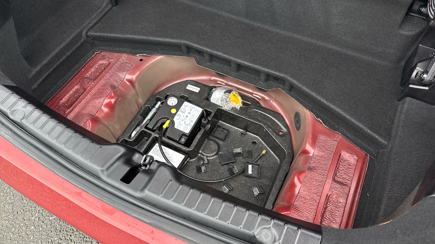 Used Mercedes-Benz SLC 2018 for sale - 77225673: Photo 25