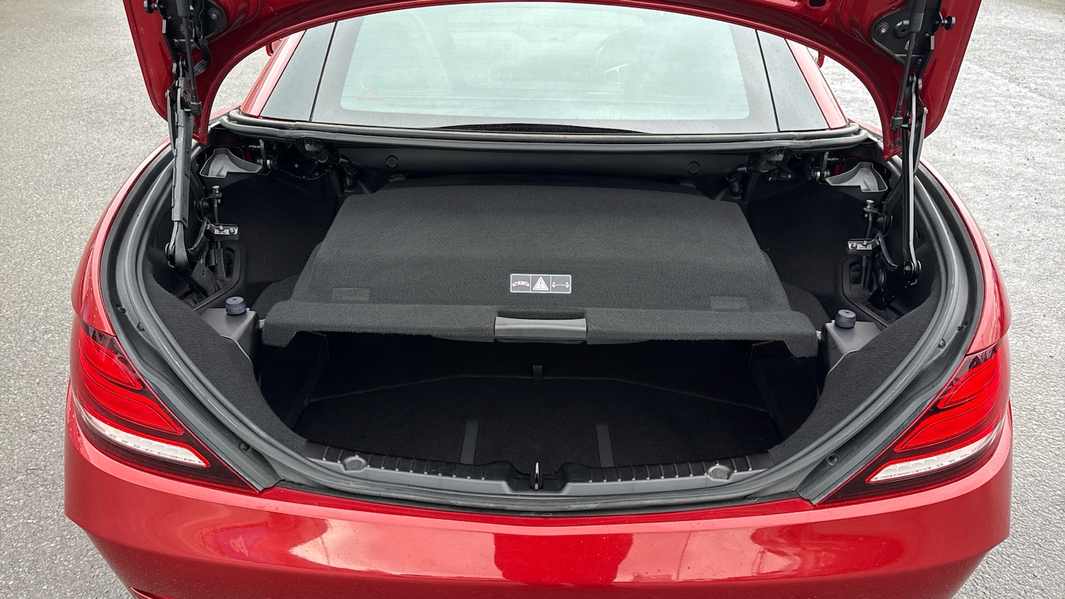 Used Mercedes-Benz SLC 2018 for sale - 77225673: Photo 26