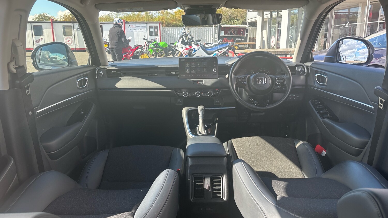 Used Honda HR-V 2023 for sale - 75996697: Photo 4