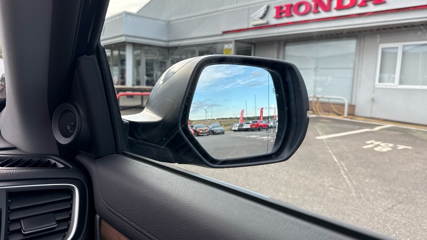 Used Honda CR-V 2019 for sale - 76545216: Photo 37