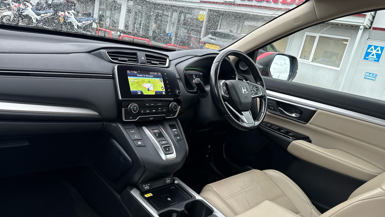 Used Honda CR-V 2021 for sale - 76877755: Photo 2