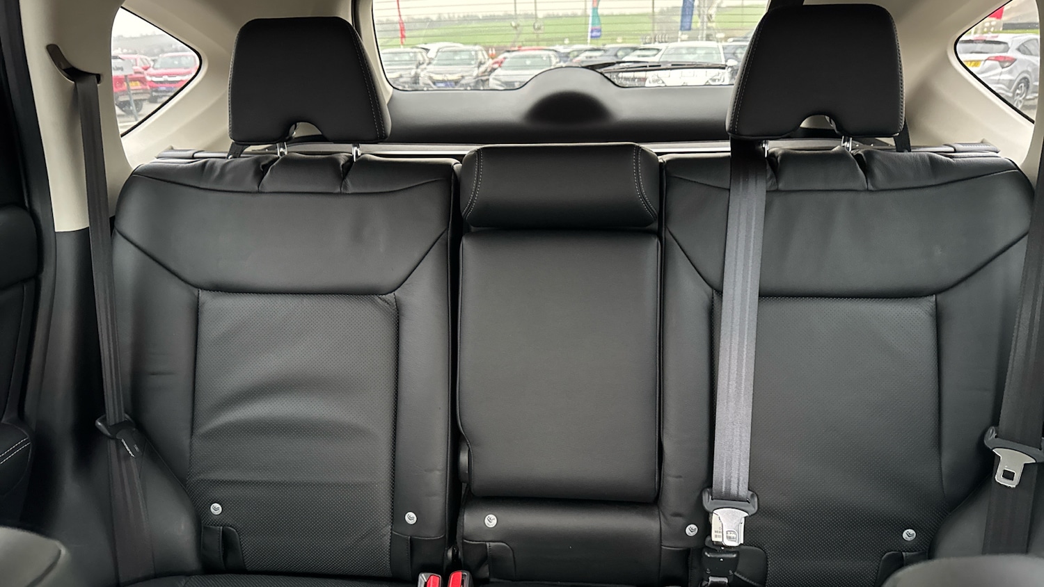 Used Honda CR-V 2017 for sale - 77036600: Photo 15