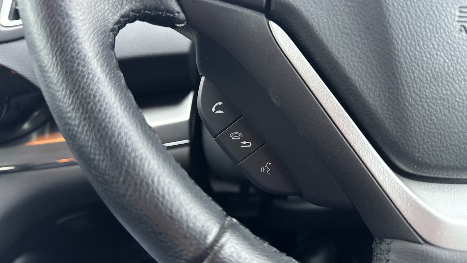 Used Honda CR-V 2017 for sale - 77036600: Photo 30