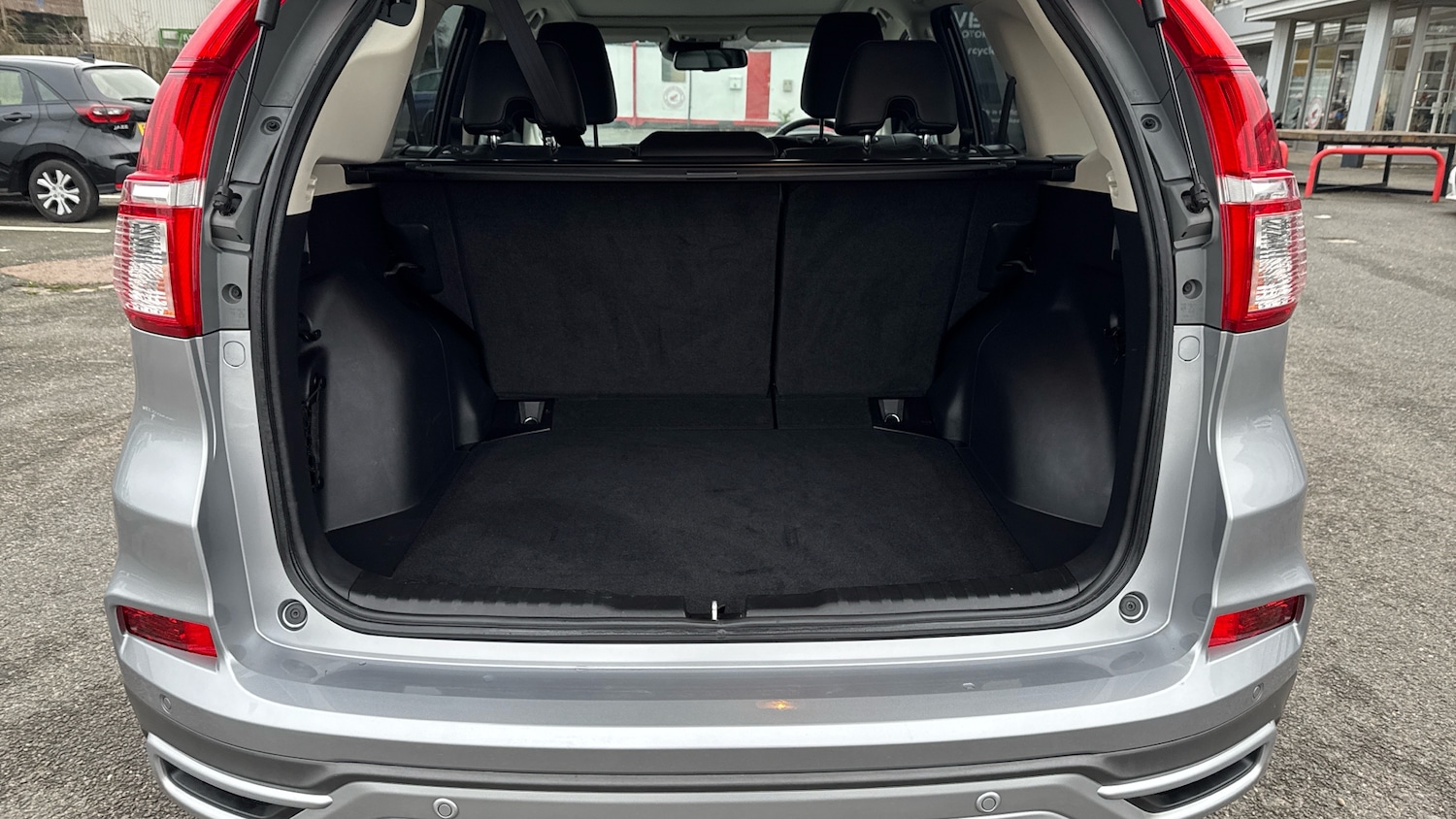 Used Honda CR-V 2017 for sale - 77036600: Photo 4