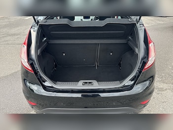 Used Ford Fiesta 2017 for sale - 75314141: Photo