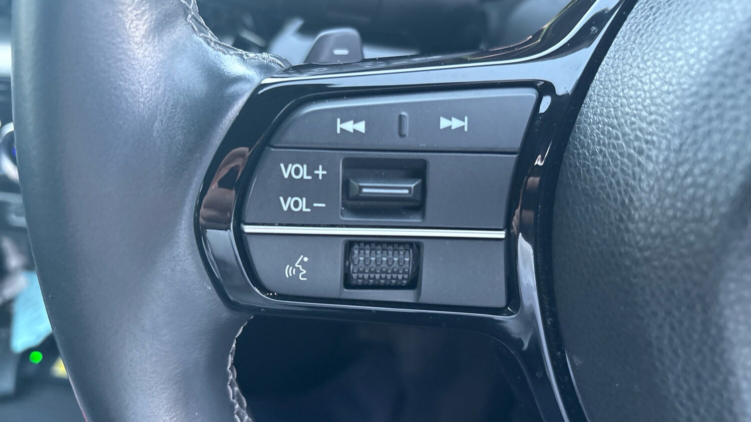 Used Honda CR-V 2023 for sale - 77937706: Photo 32