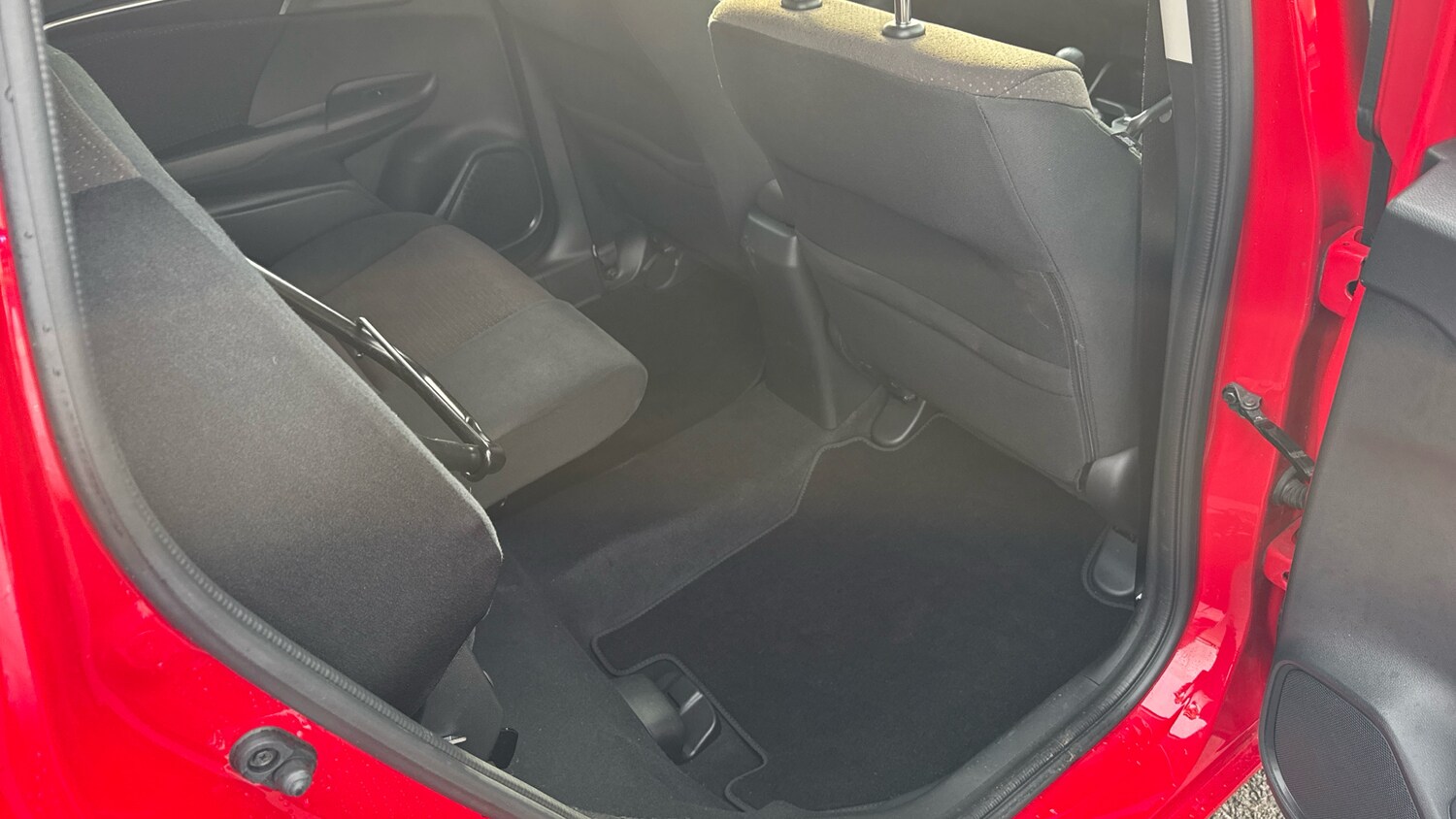 Used Honda Jazz 2016 for sale - 76565346: Photo 35