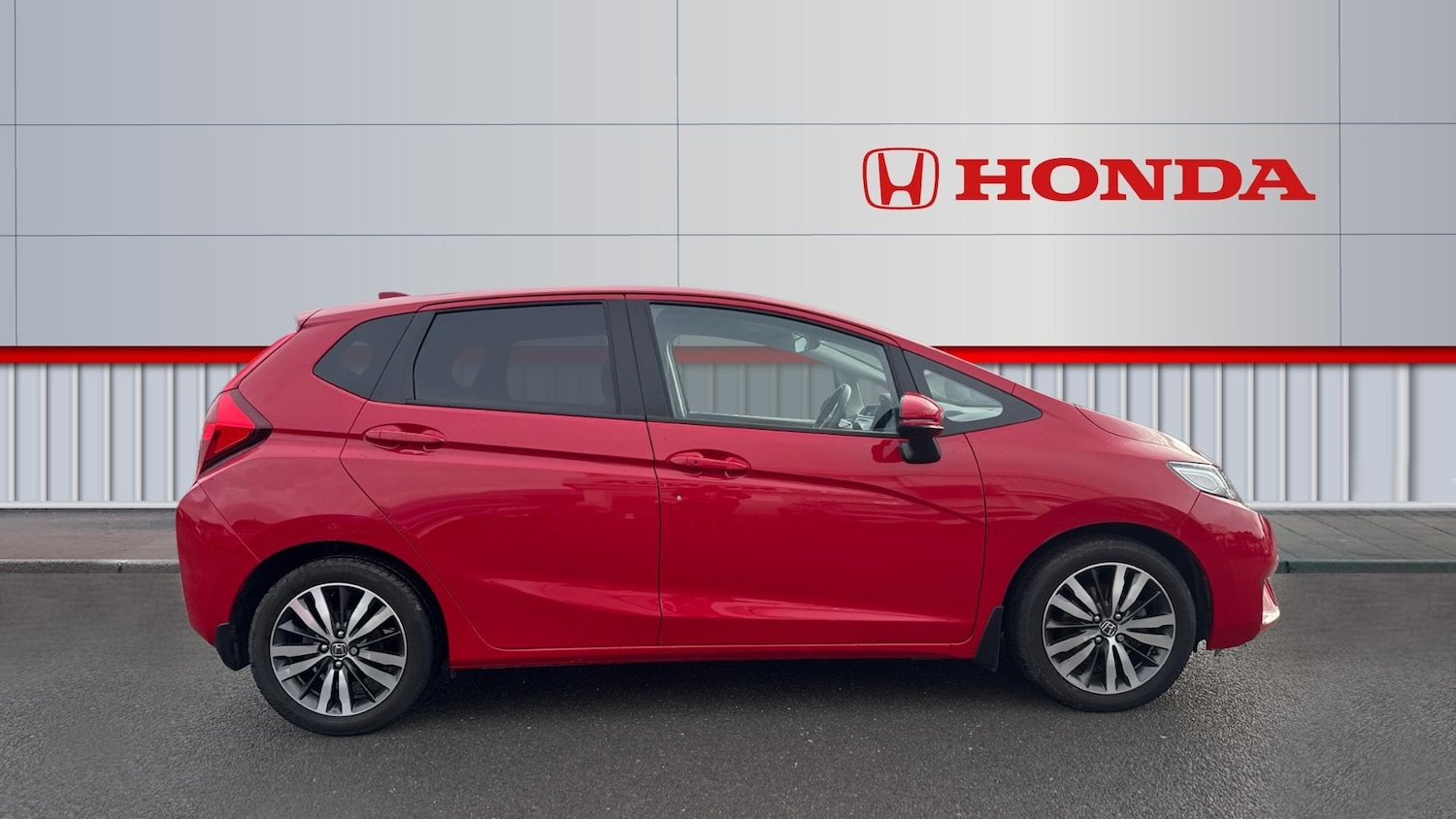 Used Honda Jazz 2016 for sale - 76565346: Photo 5