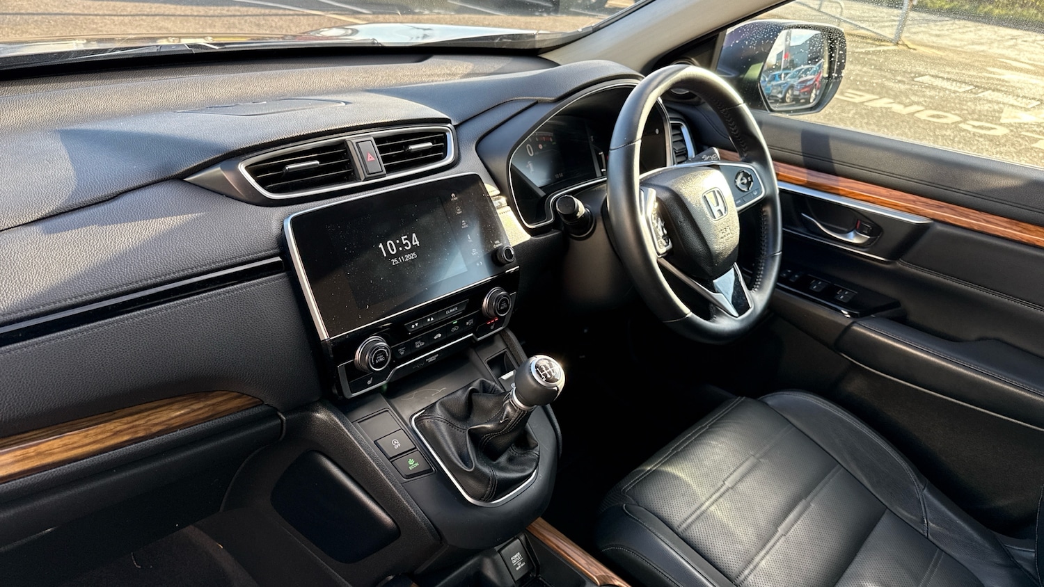 Used Honda CR-V 2019 for sale - 76710015: Photo 2