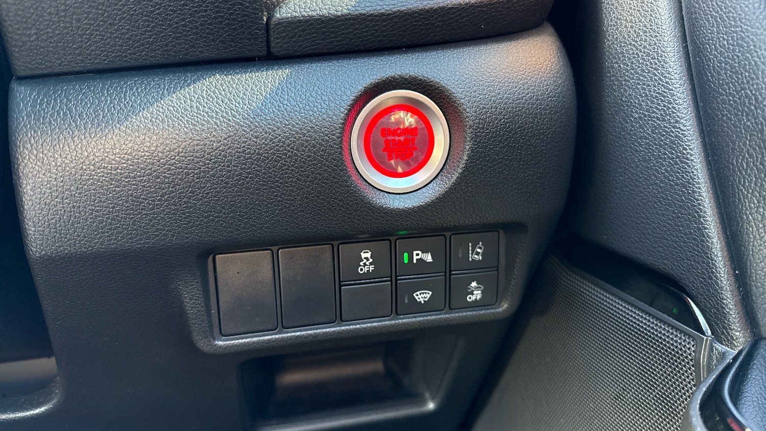 Used Honda CR-V 2019 for sale - 76710015: Photo 29