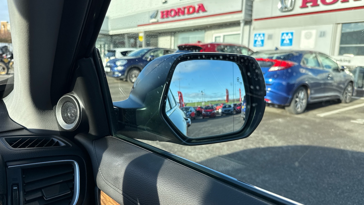 Used Honda CR-V 2019 for sale - 76710015: Photo 30