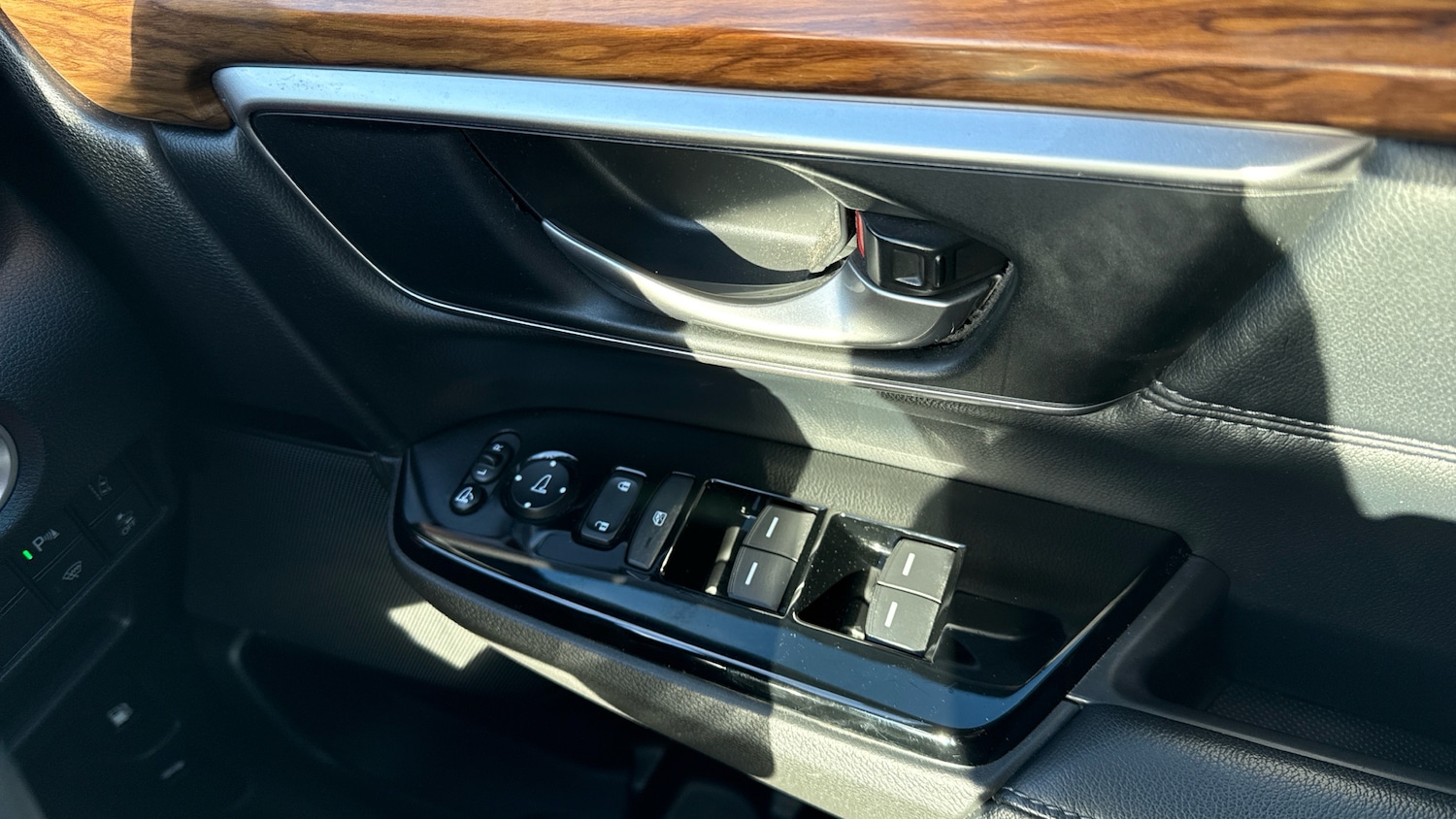 Used Honda CR-V 2019 for sale - 76710015: Photo 31