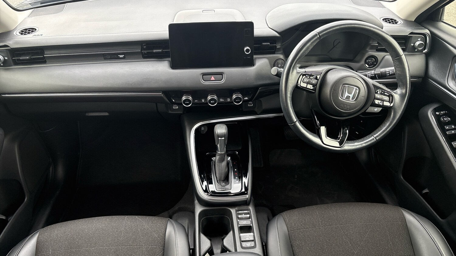 Used Honda HR-V 2022 for sale - 76252552: Photo 4