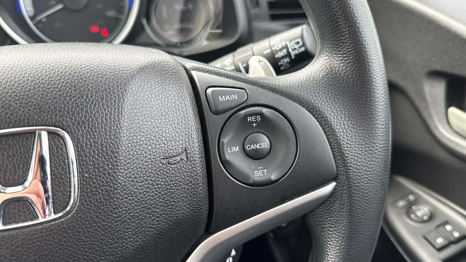 Used Honda Jazz 2017 for sale - 76194771: Photo 32