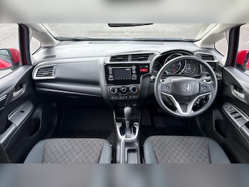 Used Honda Jazz 2017 for sale - 76194771: Photo 4