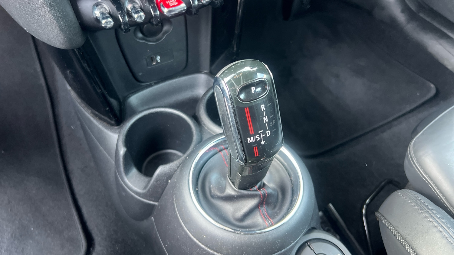 Used MINI Convertible 2019 for sale - 77432540: Photo 13