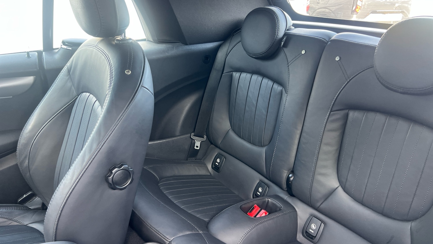 Used MINI Convertible 2019 for sale - 77432540: Photo 16