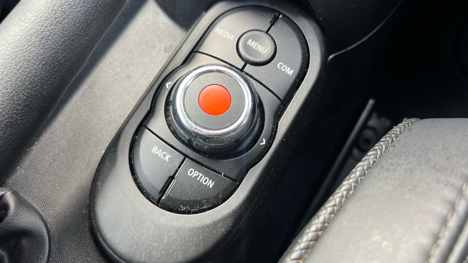 Used MINI Convertible 2019 for sale - 77432540: Photo 27