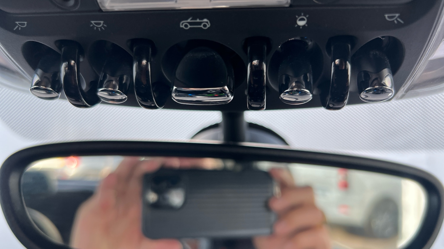 Used MINI Convertible 2019 for sale - 77432540: Photo 29