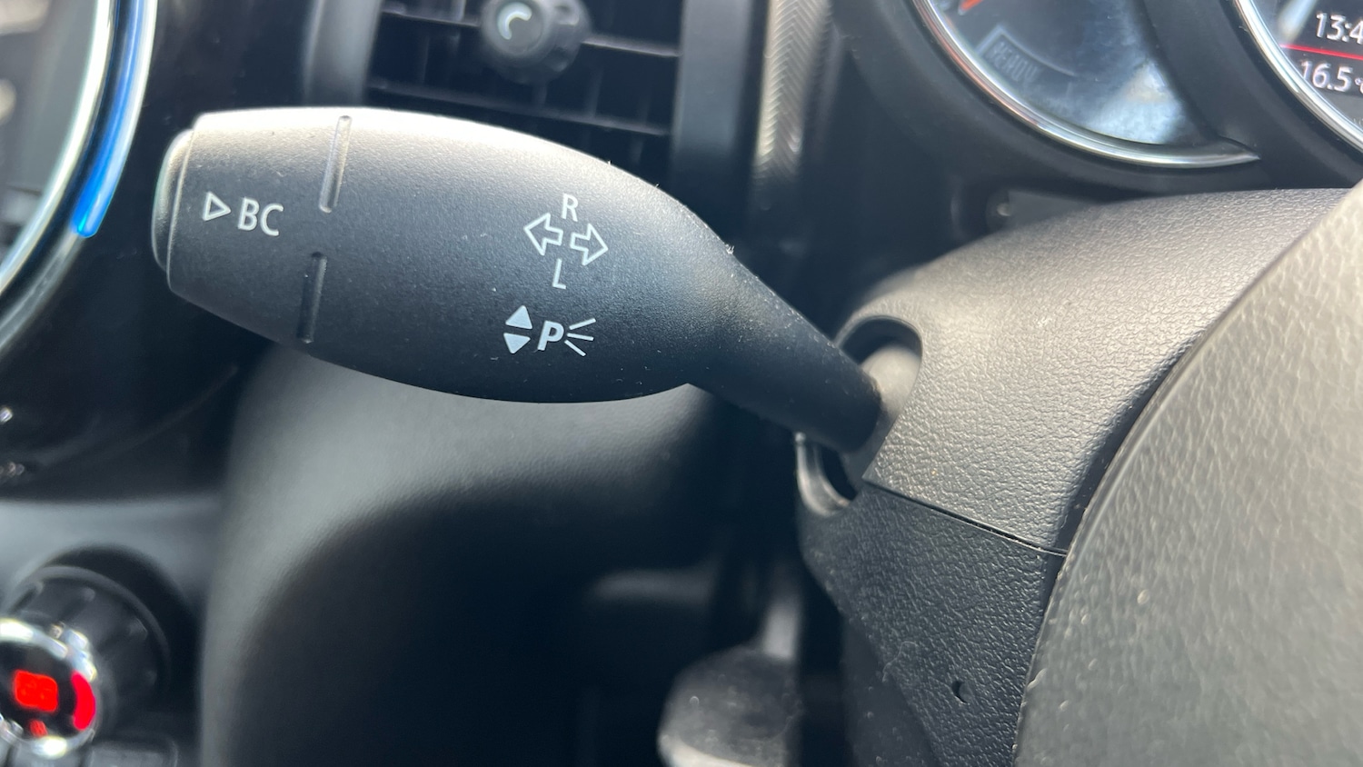 Used MINI Convertible 2019 for sale - 77432540: Photo 35