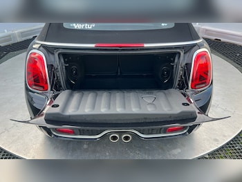 Used MINI Convertible 2019 for sale - 77432540: Photo