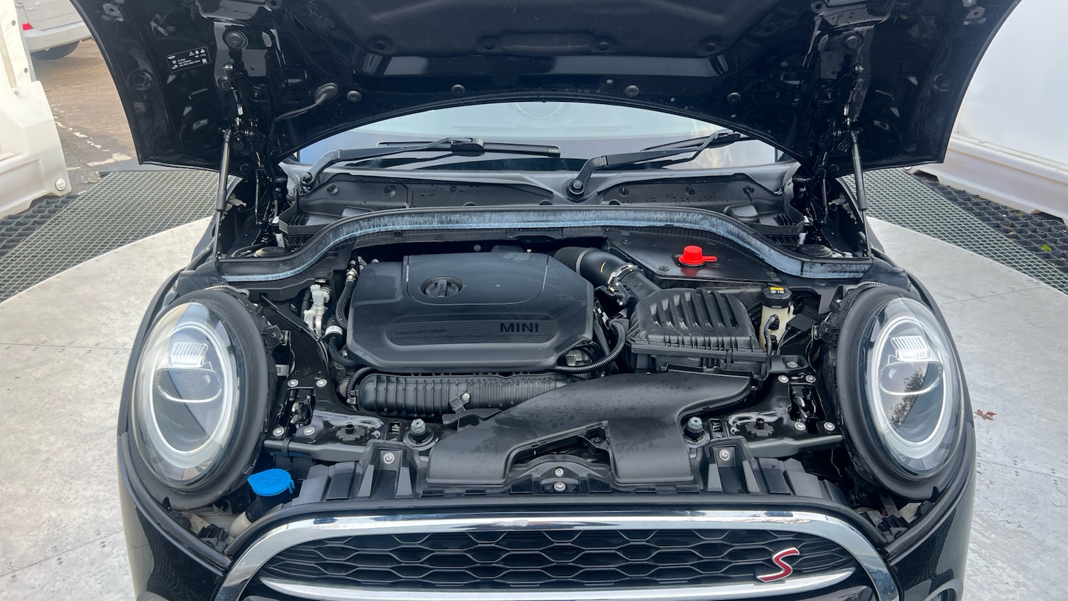 Used MINI Convertible 2019 for sale - 77432540: Photo 8