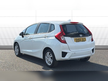 Used Honda Jazz 2016 for sale - 79176834: Photo