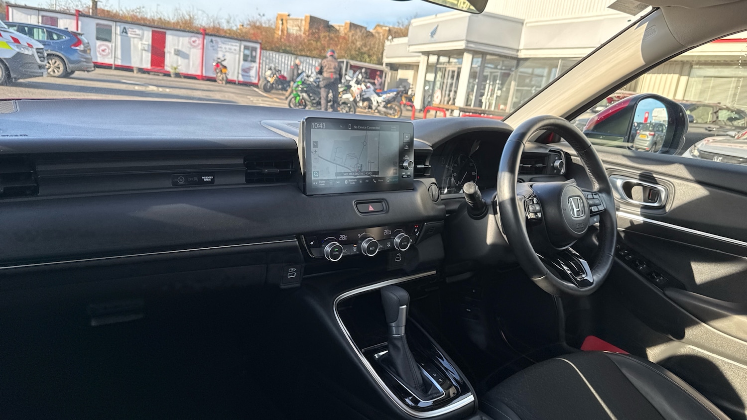 Used Honda HR-V 2023 for sale - 76542770: Photo 2