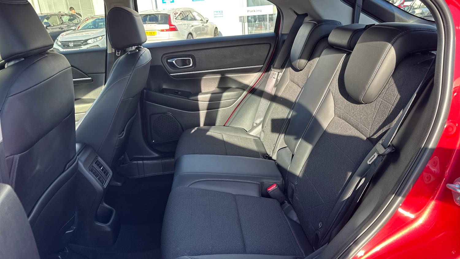 Used Honda HR-V 2023 for sale - 76542770: Photo 8