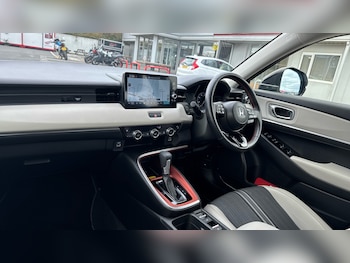 Used Honda HR-V 2023 for sale - 76234603: Photo 2