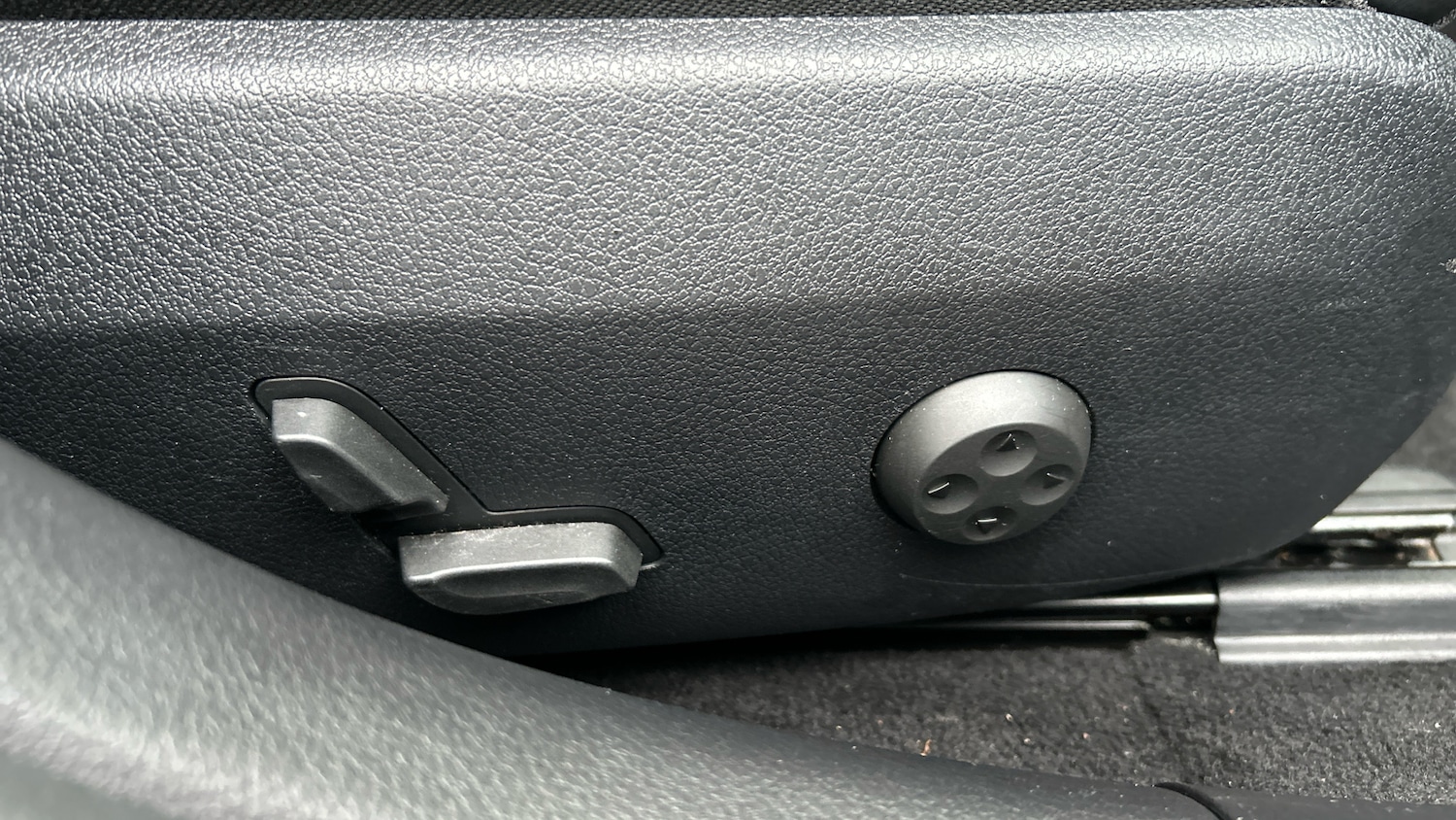 Used Mercedes-Benz C Class 2022 for sale - 77679365: Photo 36